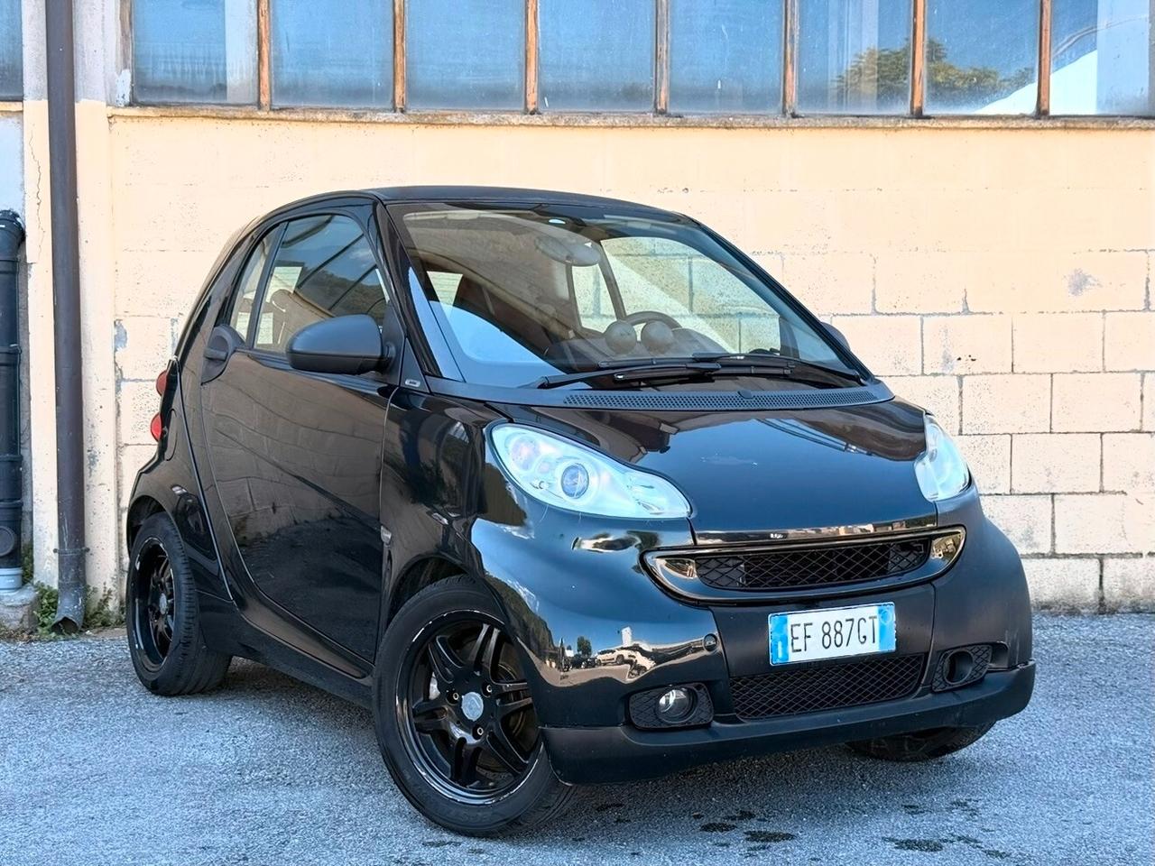 Smart ForTwo 1000 45 kW MHD coupé pure