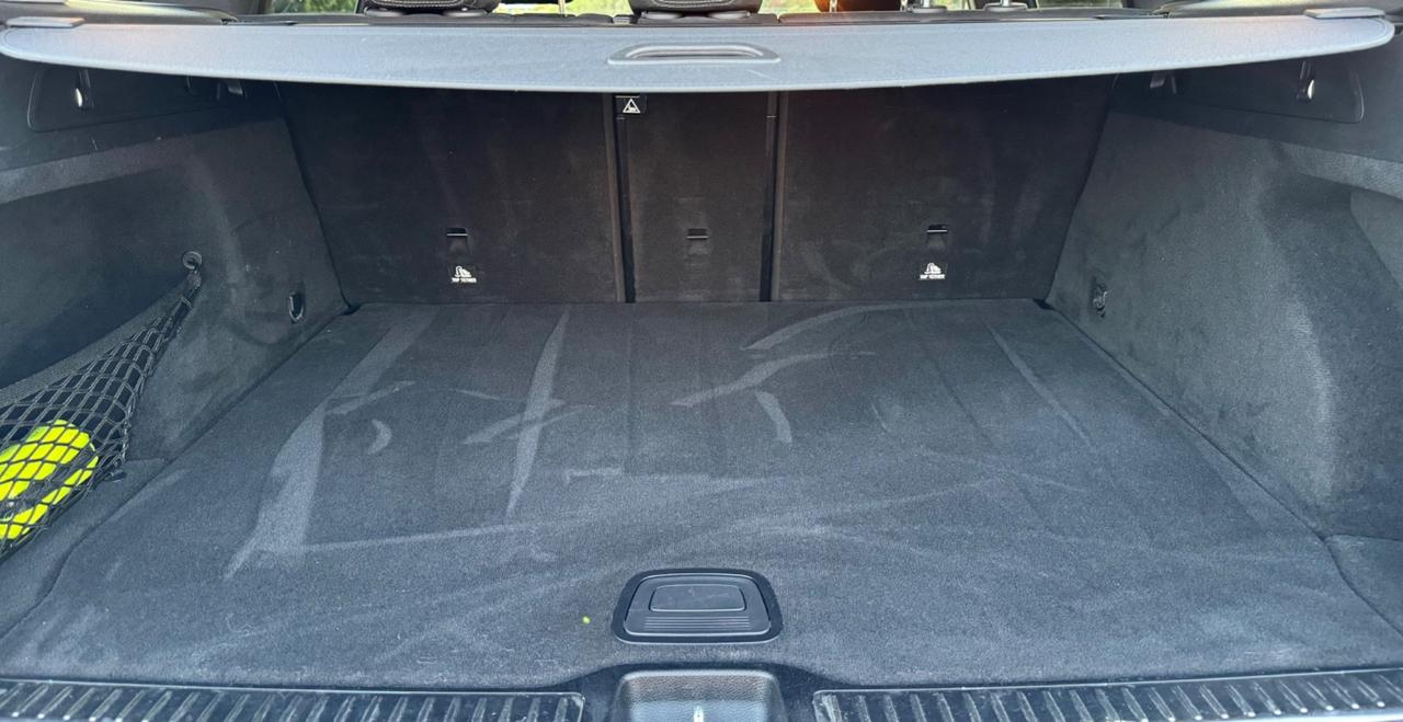 MERCEDES GLC 200D Sport 4Matic - Led Navi