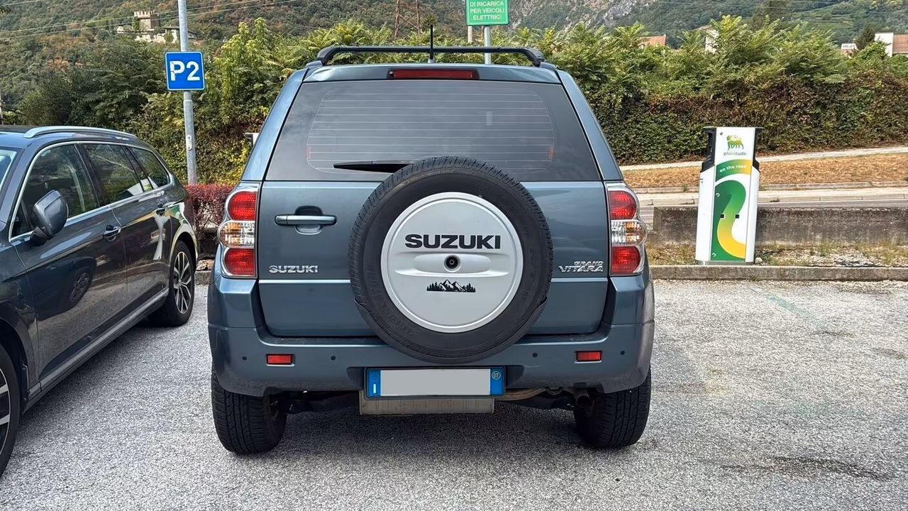 Suzuki Grand Vitara 1.9 DDiS 3 porte
