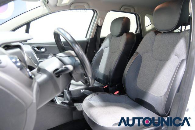 RENAULT Captur DCI 8V 90 CV BUSINESS NEOPATENTATI FARI LED