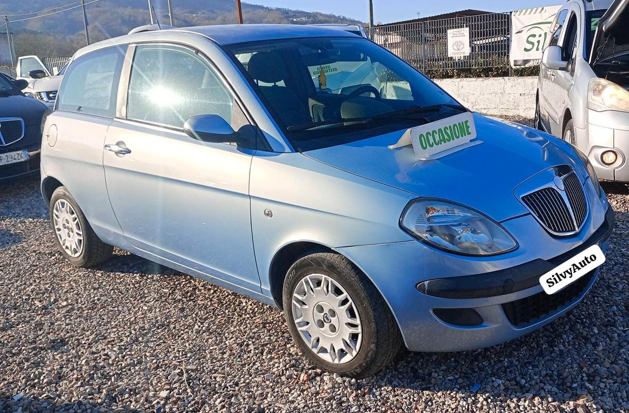 Lancia Ypsilon 1.2 Oro Giallo