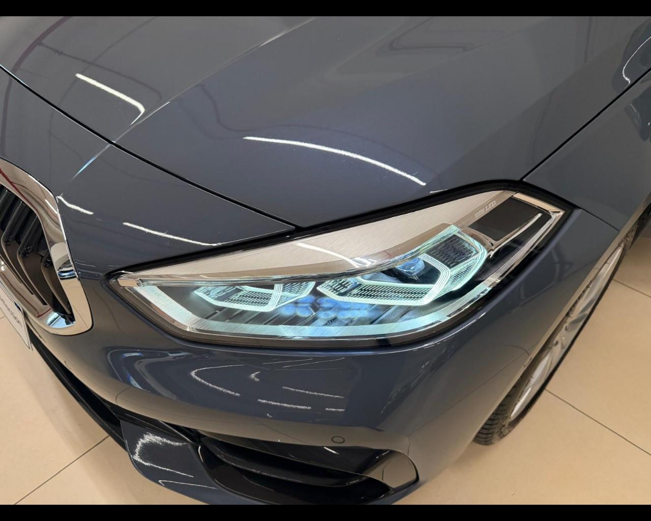 BMW Serie 1 (F40) - 118d 5p. Sport