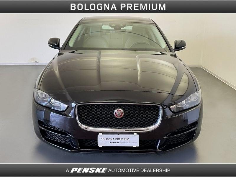 Jaguar XE 2.0 D Turbo 180CV aut. Prestige