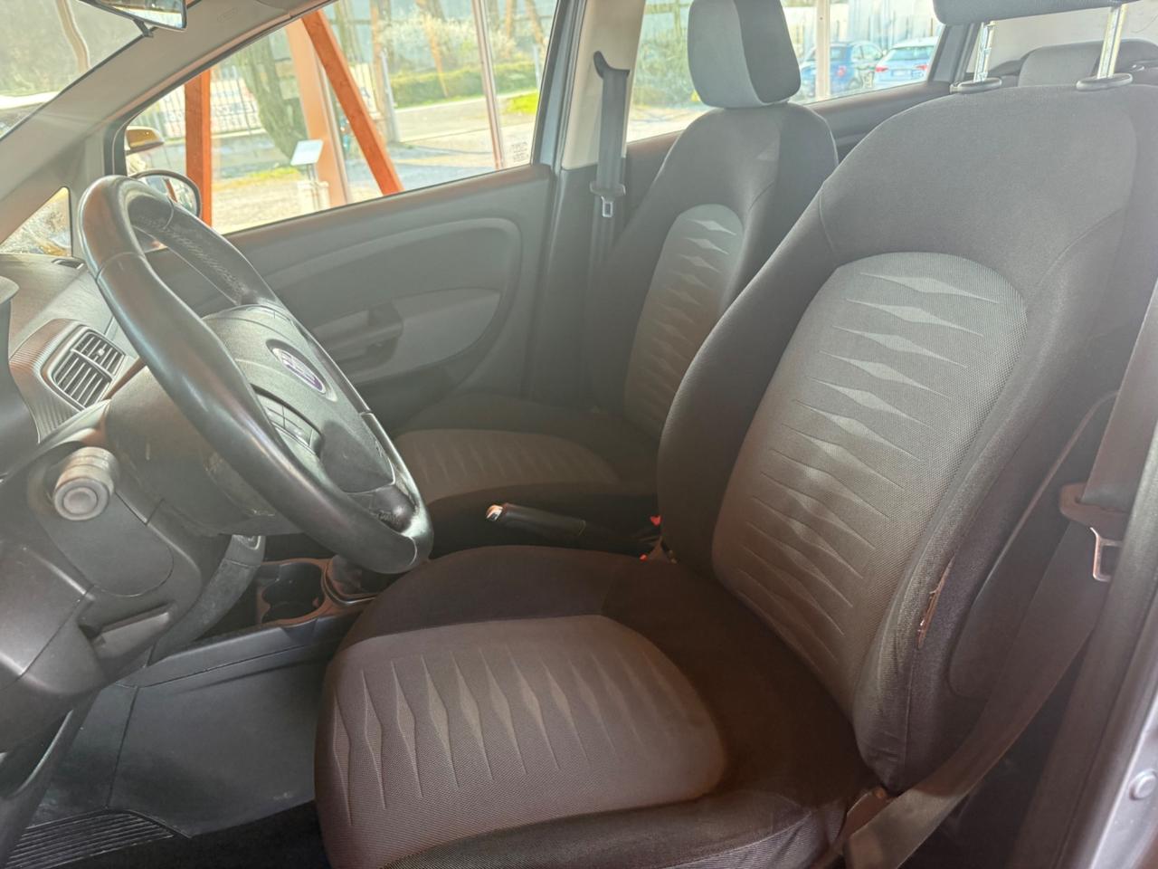 Fiat Grande Punto 1.2 Benzina - Neopatentati