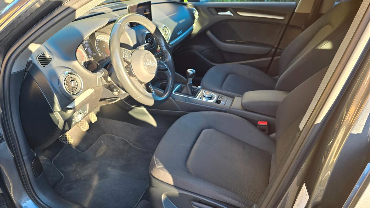 Audi A3 SPB 1.6 TDI 116 CV Business