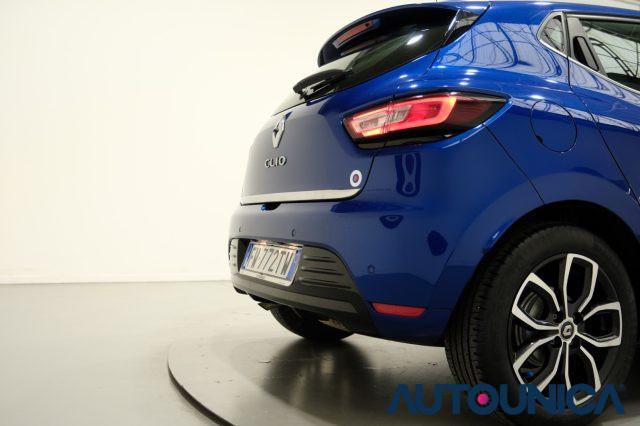 RENAULT Clio TCe 12V 75 CV 5 PORTE MOSCHINO ZEN FULL LED