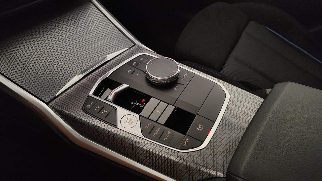 BMW Serie 3 G21 2022 Touring - 320d Touring mhev 48V xdrive MSport auto