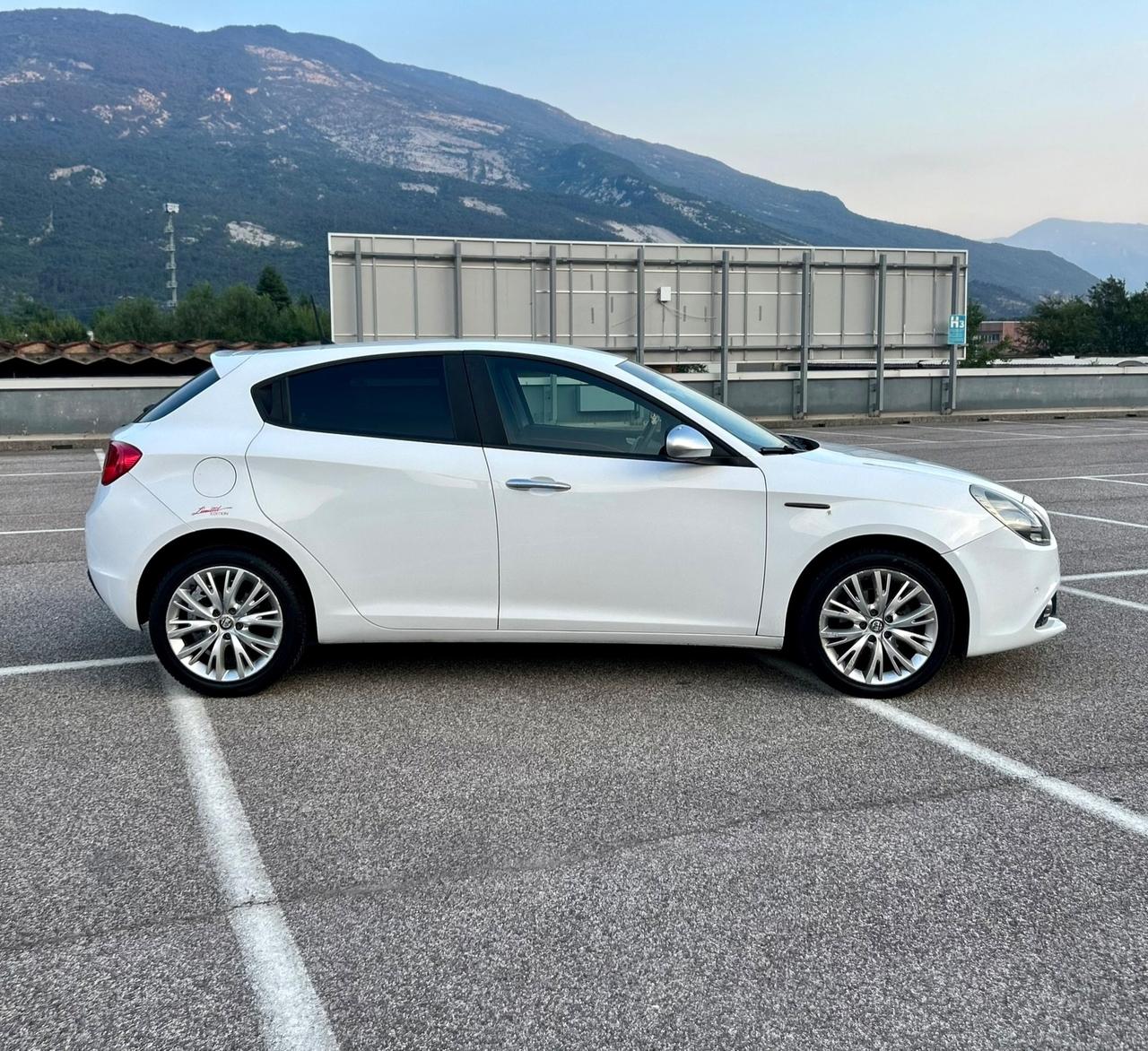Alfa Romeo Giulietta JTDm Super 2018 Neopatentati