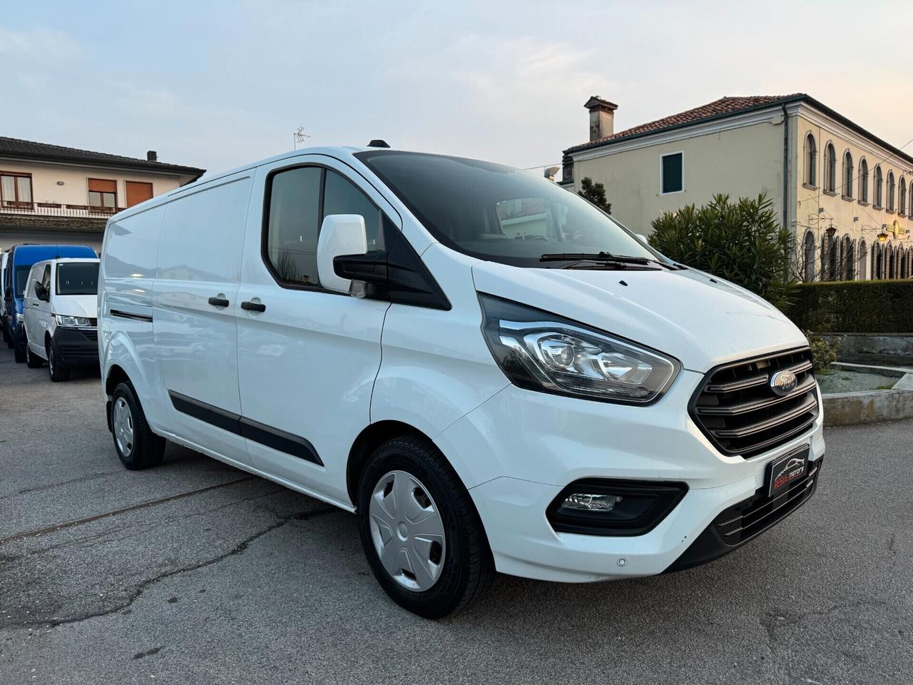 Ford Transit Custom 300 2.0 EcoBlue 130 aut. PL Furgone Titanium