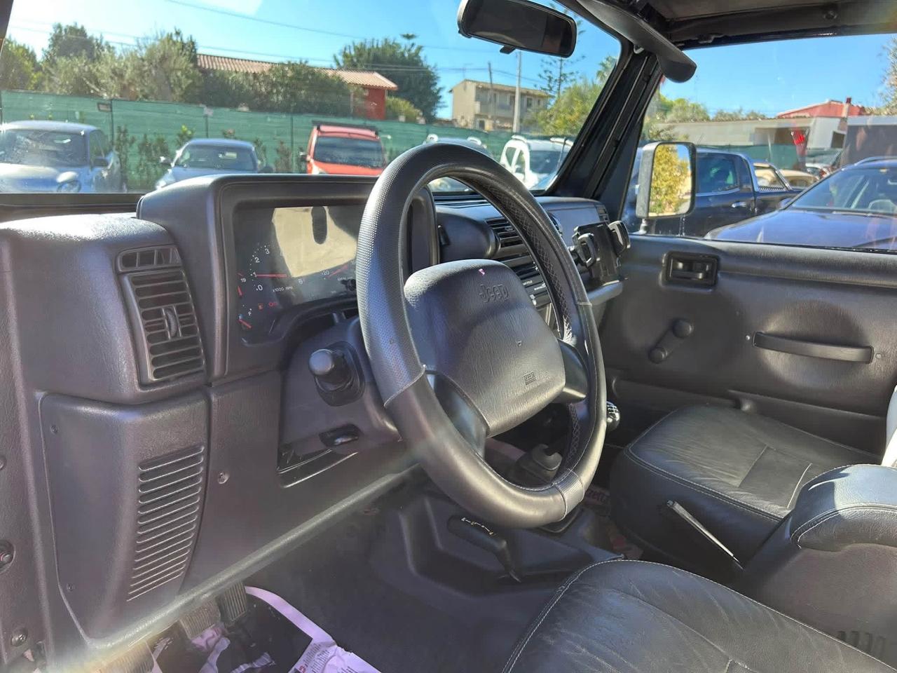 Jeep Wrangler 2.5 cat Sport