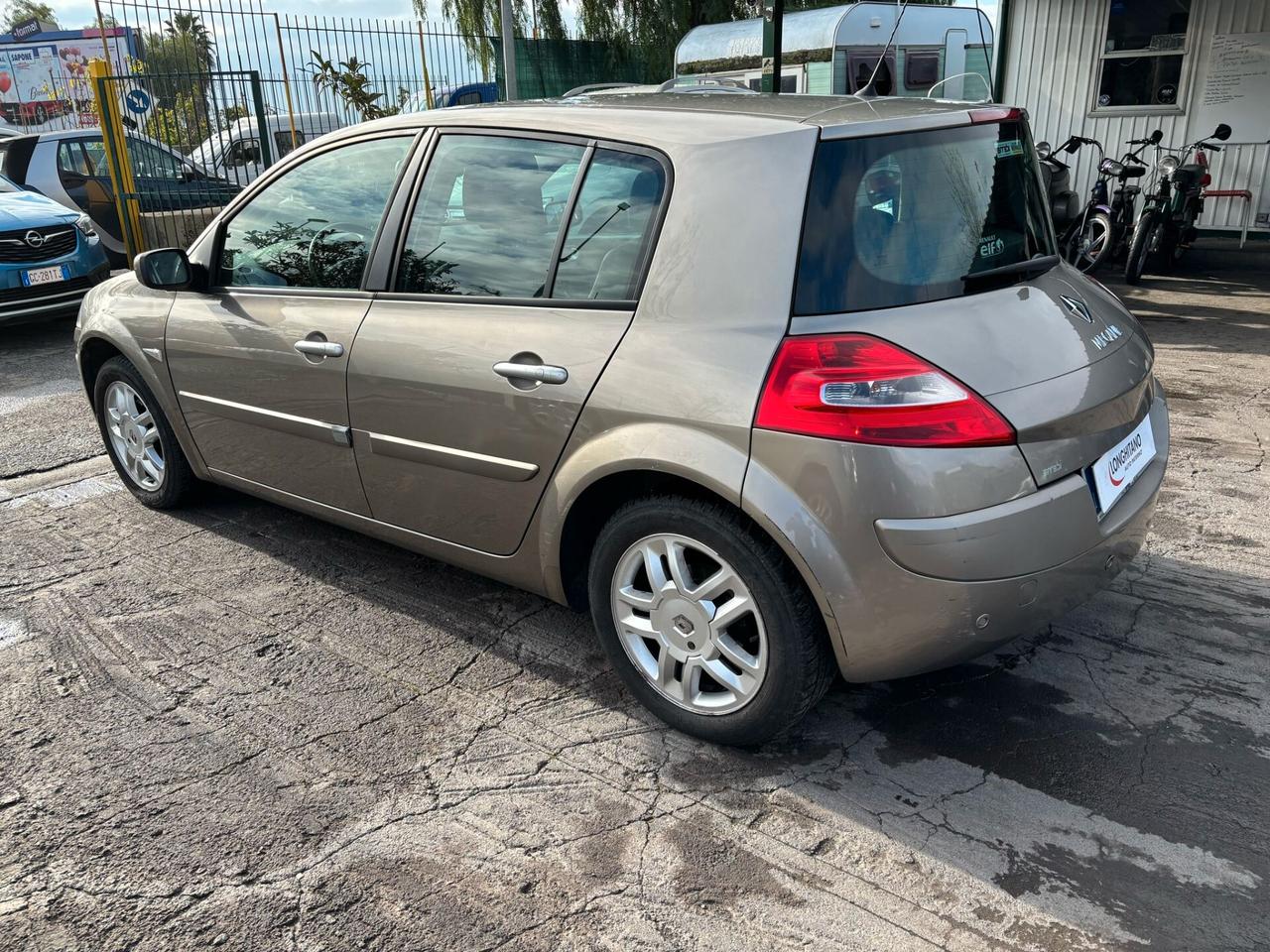 RENAULT MEGANE 1.5 DCI - 2008