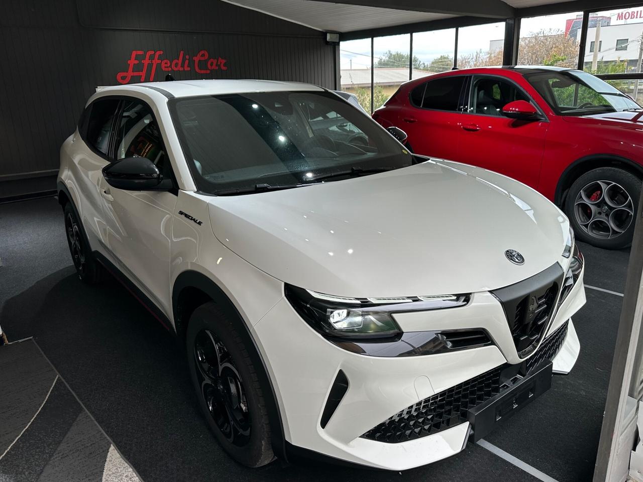 Alfa Romeo Junior 1.2 136 CV Hybrid eDCT6