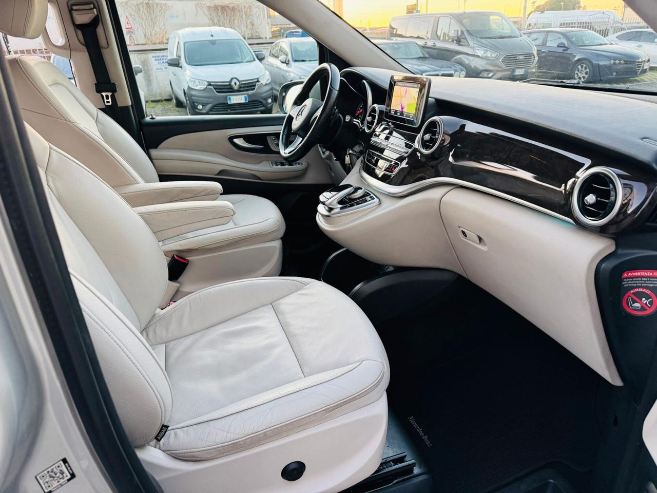 Mercedes-benz V 250 4 matic *motore sostituito 150.000km 7 posti € 19.500+ IVA