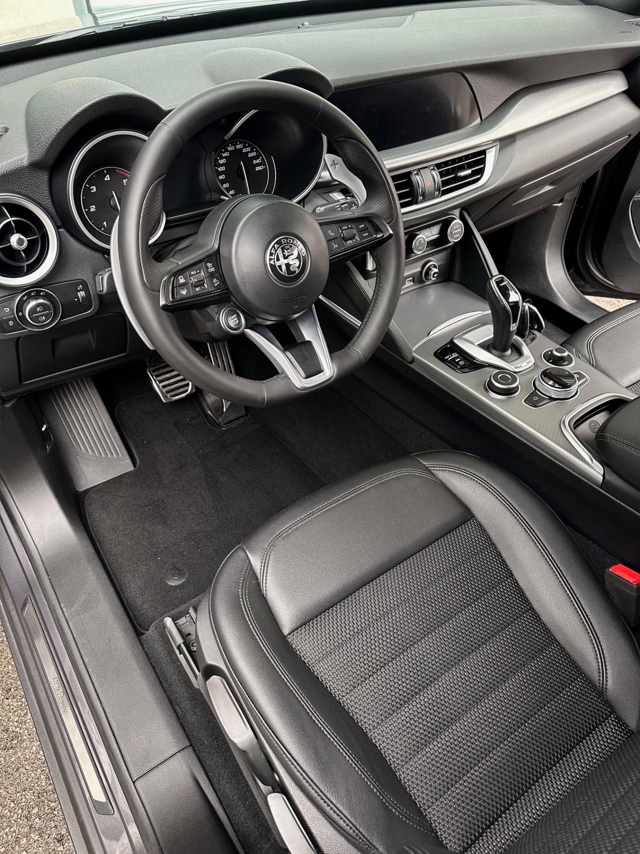 Alfa Romeo Stelvio 2.2 TD 190cv AT8 Q4 Sprint