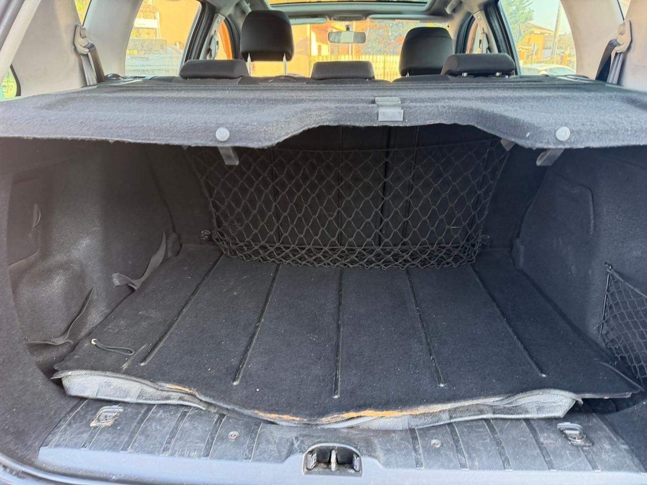 Peugeot 207 1.6 HDi DIESEL NEOPATENTATI