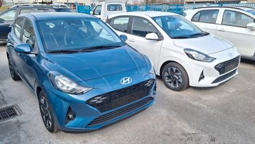 HYUNDAI i10 PRONTA CONSEGNA KM0