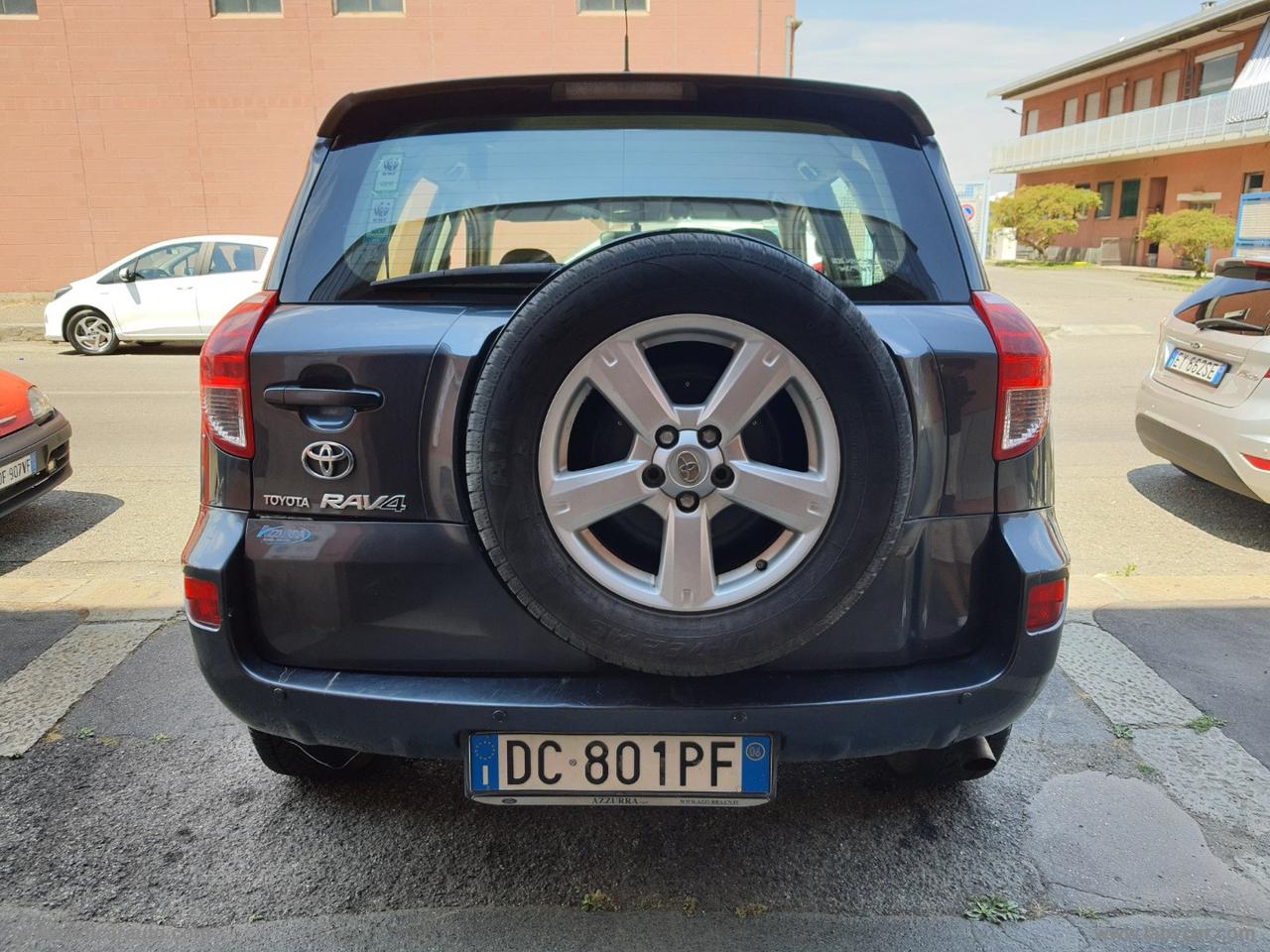 TOYOTA RAV4 2.2 D-4D 177 CV