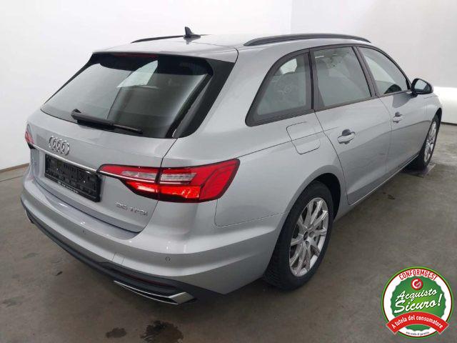 AUDI A4 Avant 35 TFSI S tronic Business Advanced