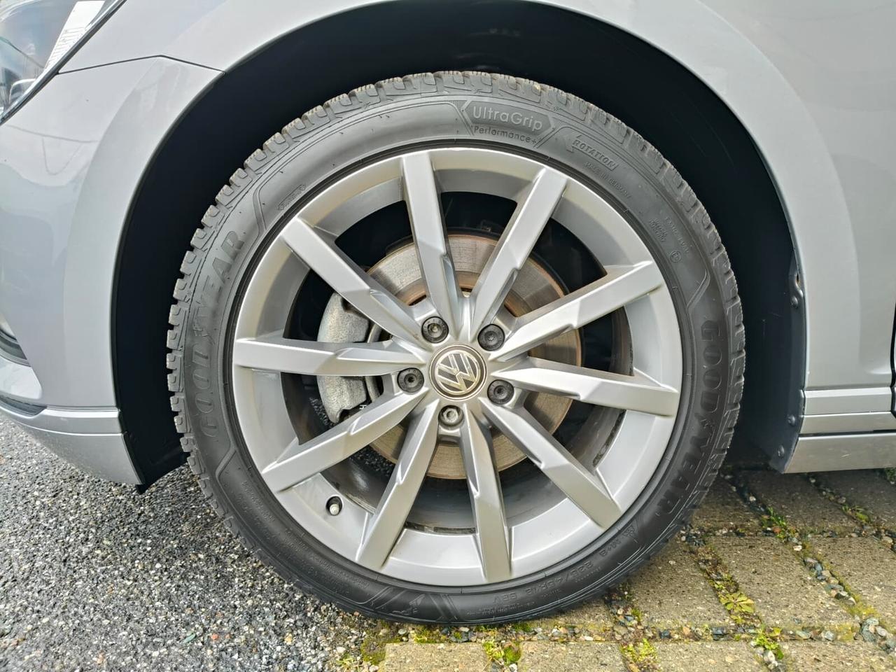 Volkswagen Passat 2.0 TDI Business BlueMotion Technology