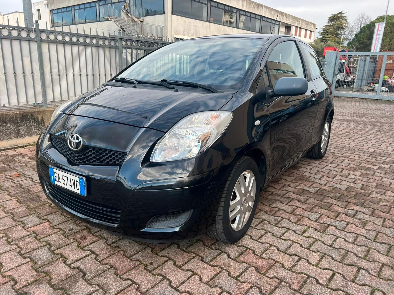Toyota Yaris 1.3 3 porte Sol