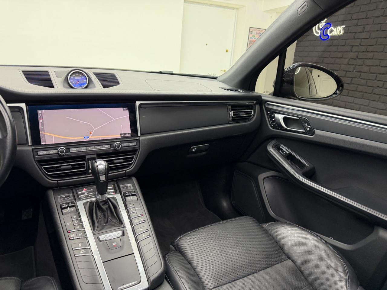 Porsche Macan 2.0 IPER FULL TETTO