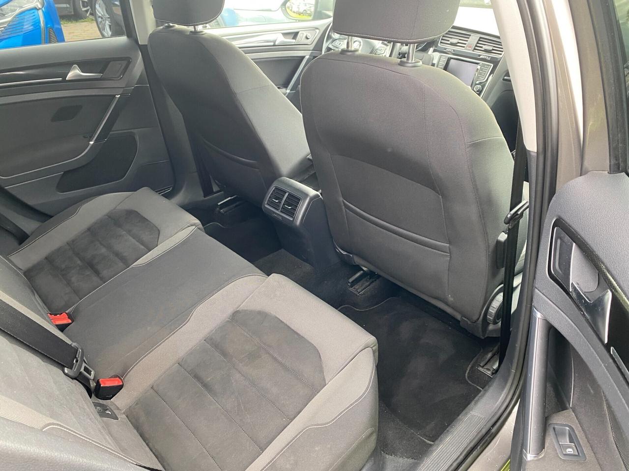 VOLKSWAGEN - Golf - 2.0 TDI DSG 5p. Highline BlueM