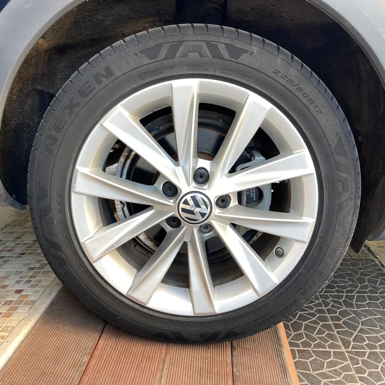 Volkswagen Passat Variant 2.0 TDI 177cv DSG Alltrack