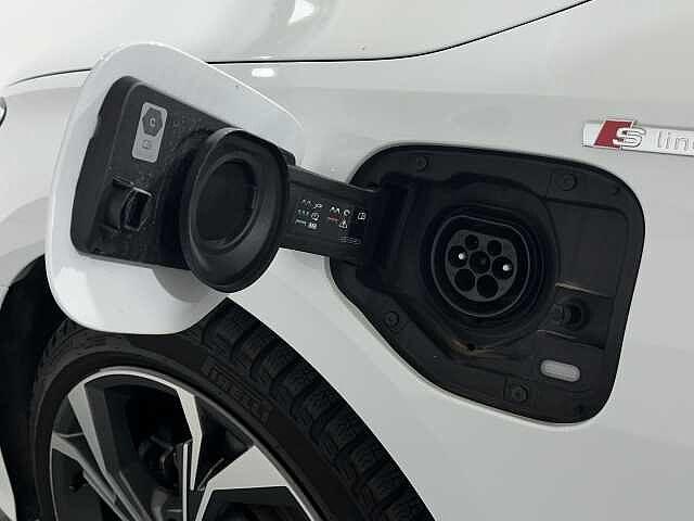 Audi A3 SPB 40 TFSI e S tronic S line edition