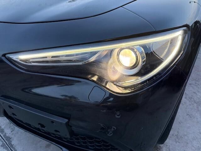 Alfa Romeo Stelvio 2.2 Turbodiesel 160 CV Super