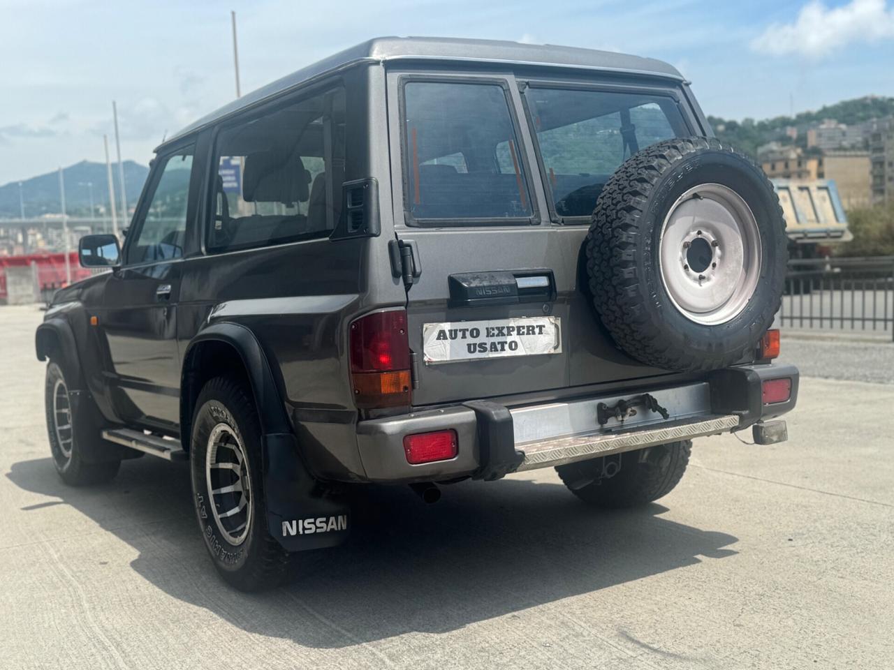 Nissan Patrol GR 2.8 TD intercoller 5posti