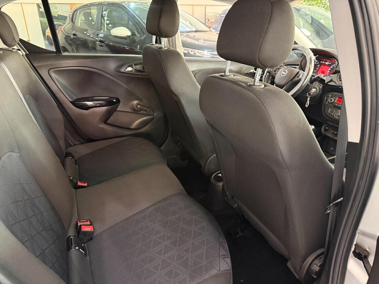 Opel Corsa 1.4 5 porte Innovation KM 81826