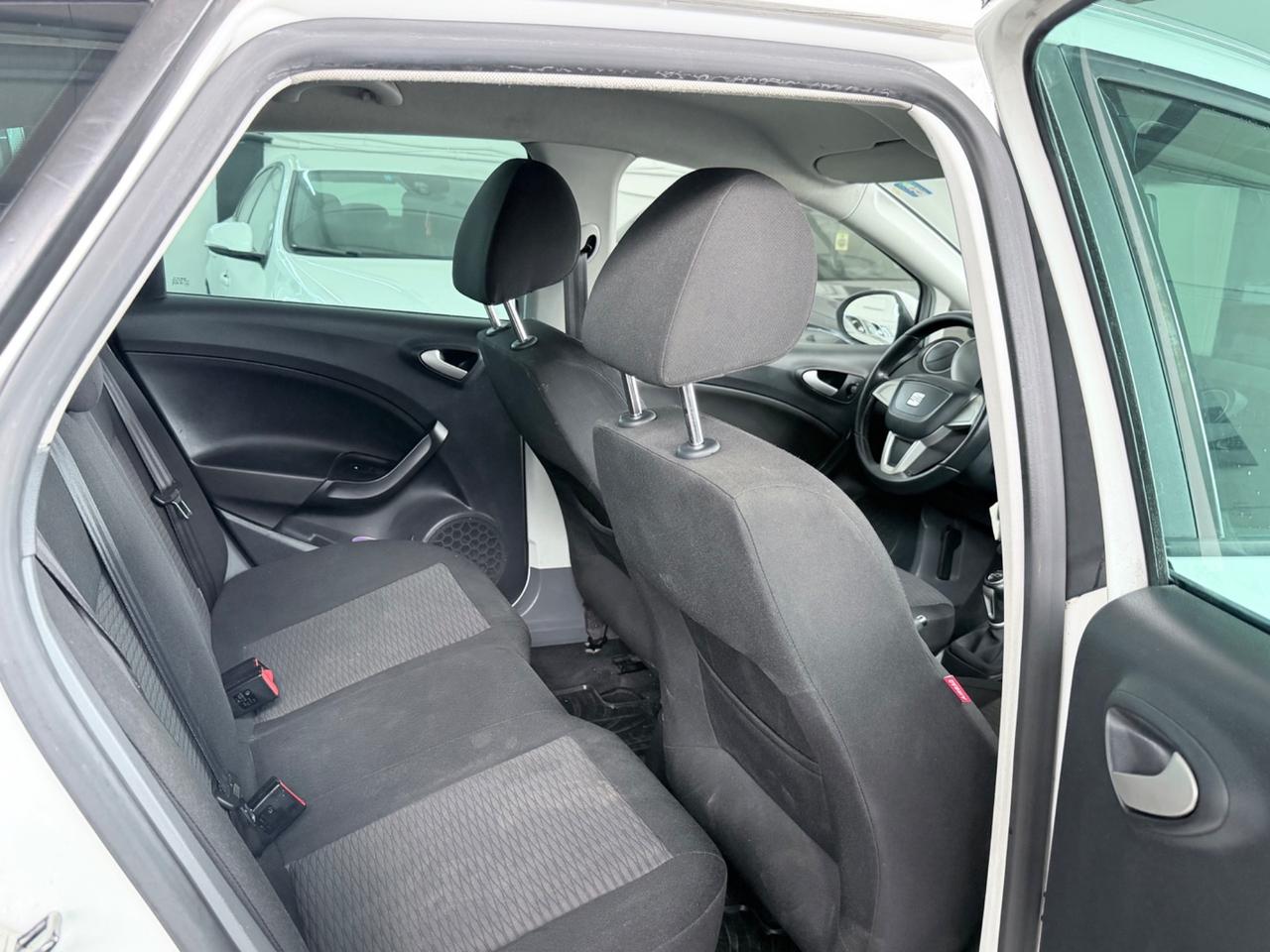 Seat Ibiza ST 1.6TDI 105CV NEOPATENTATI 2011