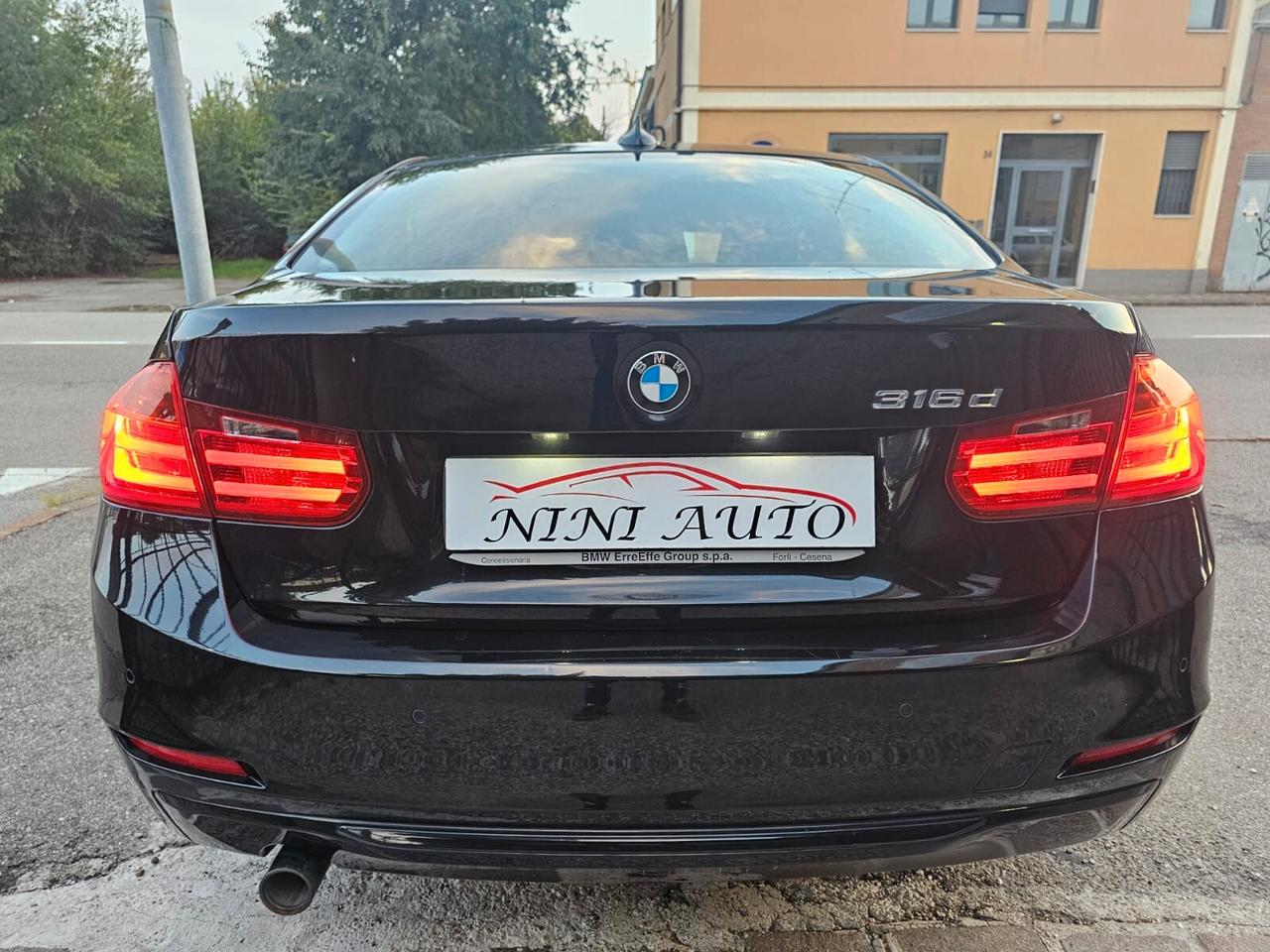 Bmw 316d 115cv Sport*Navi*Bi-Xeno*Tetto*Pdc*17*