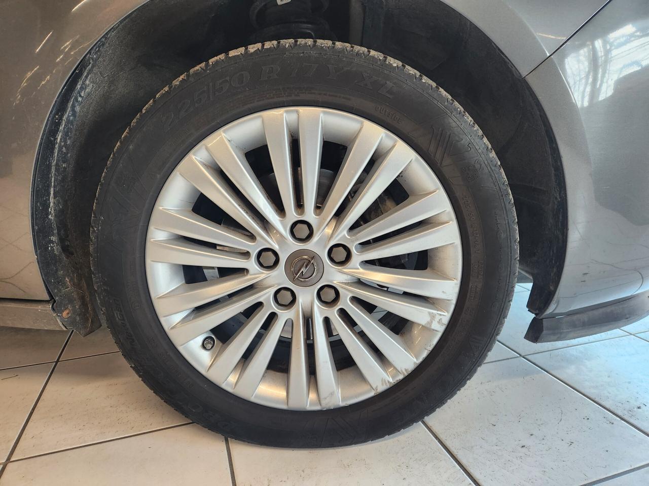 Opel Zafira 1.6 t Advance ecoM 150cv 7 posti metano