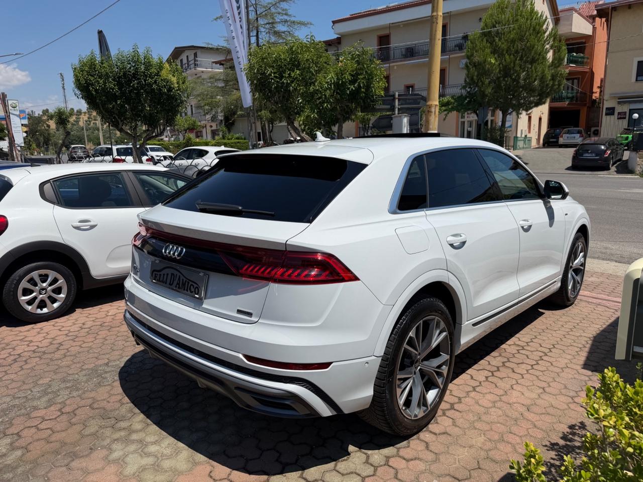Audi Q8 50 TDI 286 CV quattro tiptronic Sport