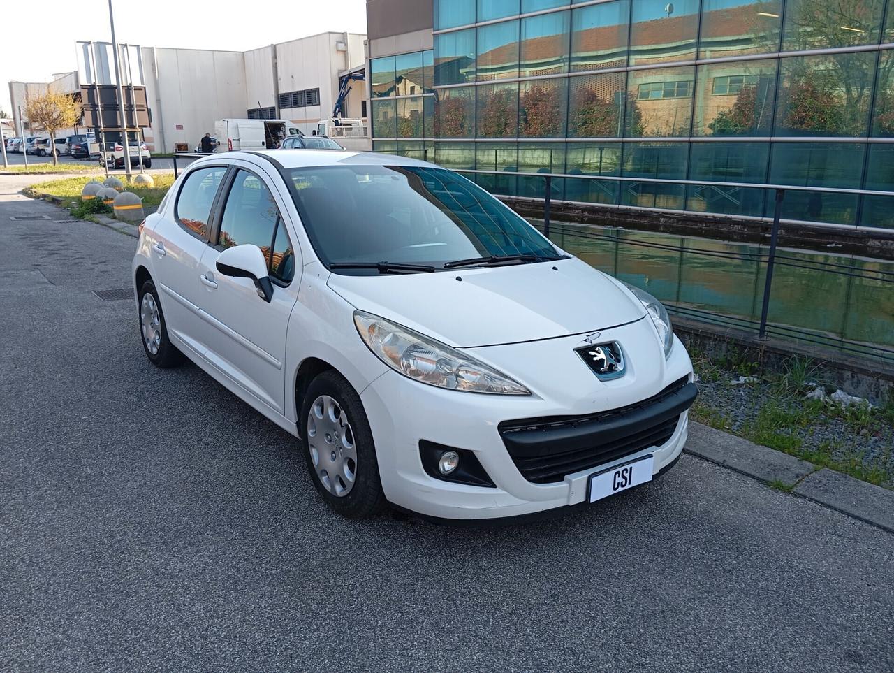 Peugeot 207 1.4 HDi 70CV 5P. Energie
