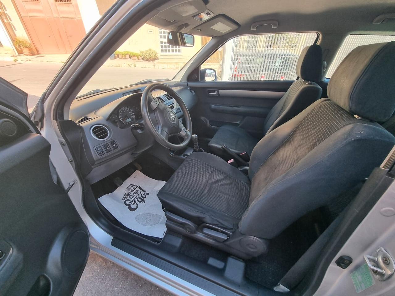 Suzuki Swift 1.3 DDiS 3p. GL