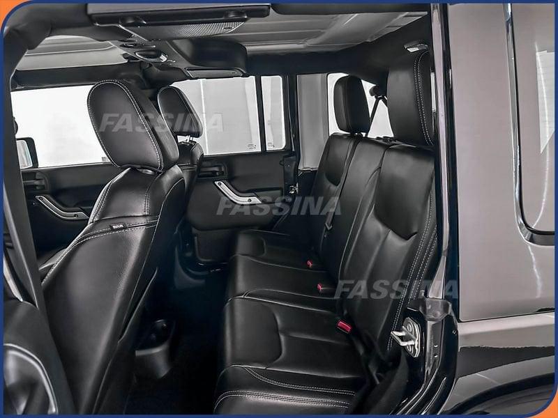 Jeep Wrangler 2.8 CRD Unlimited Sahara Auto