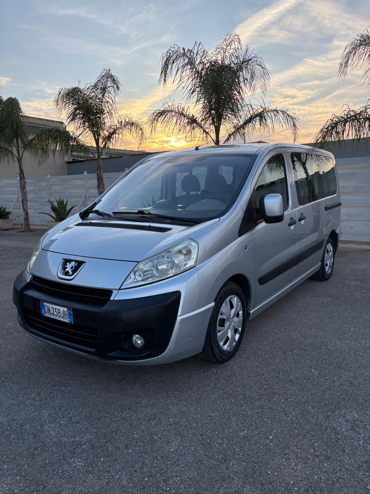 Peugeot Expert 2.0 HDi 120CV Furgone