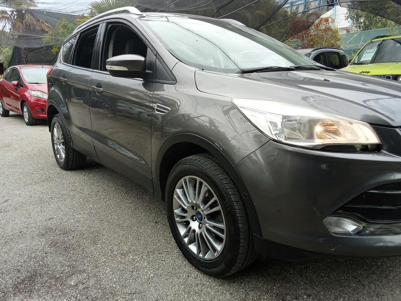 Ford Kuga 2.0 TDCI 140 CV 4WD Titanium
