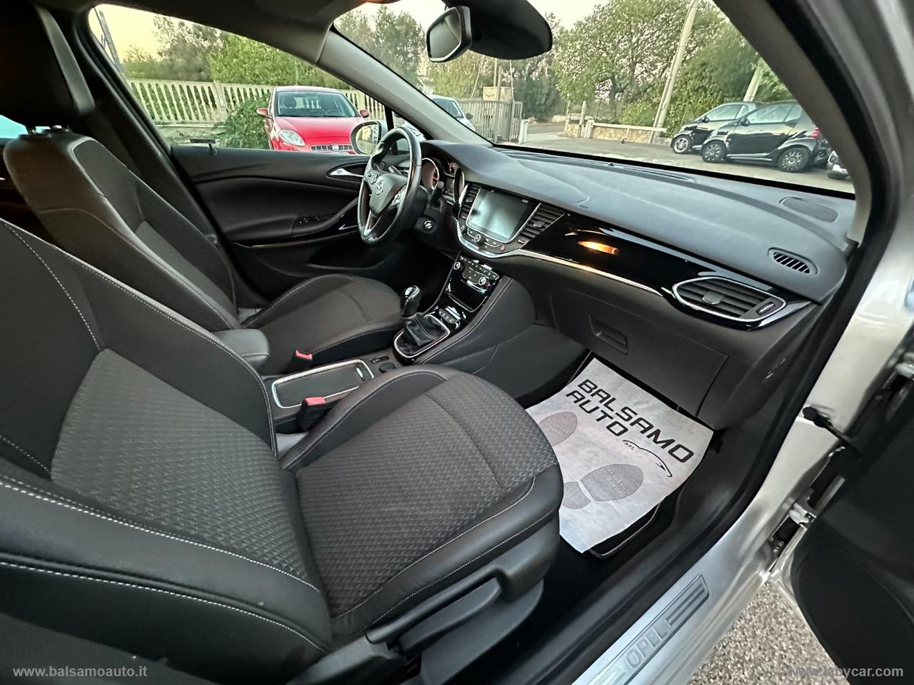 OPEL Astra 1.0 T Innovation