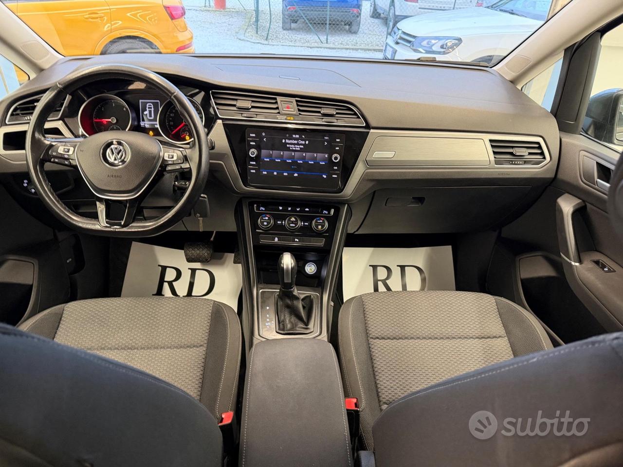 Volkswagen Touran 2.0 TDI 115 CV DSG IVA 7 posti