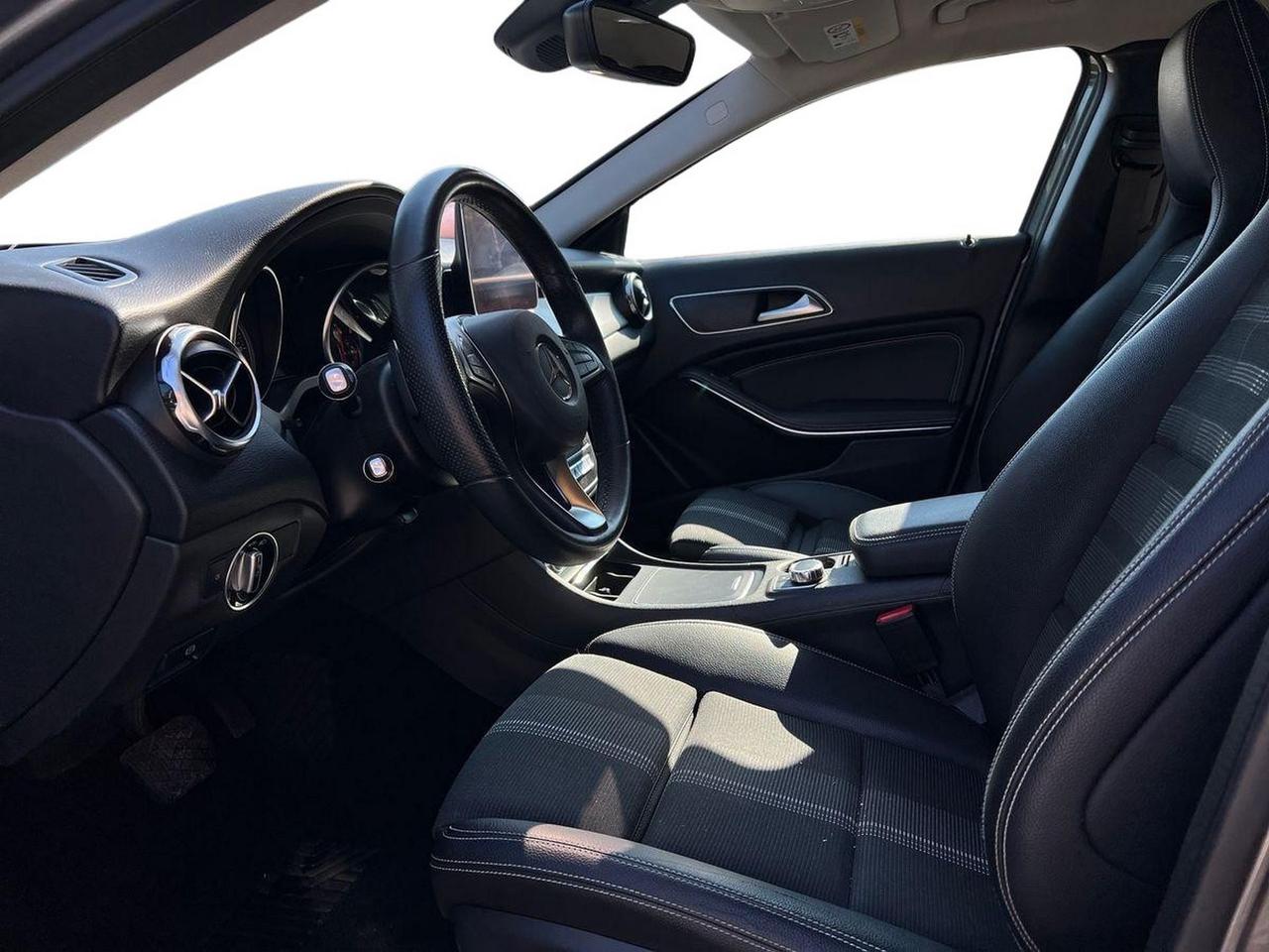 Mercedes-Benz GLA 180 Sport auto