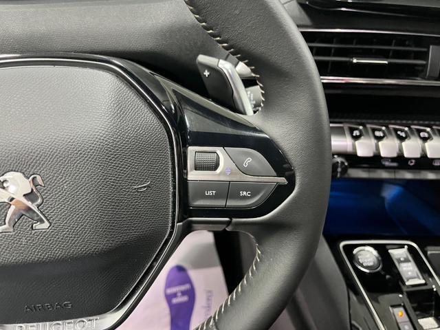 PEUGEOT 3008 Hybrid 136 e-DCS 6 Allure Pack Hybrid!