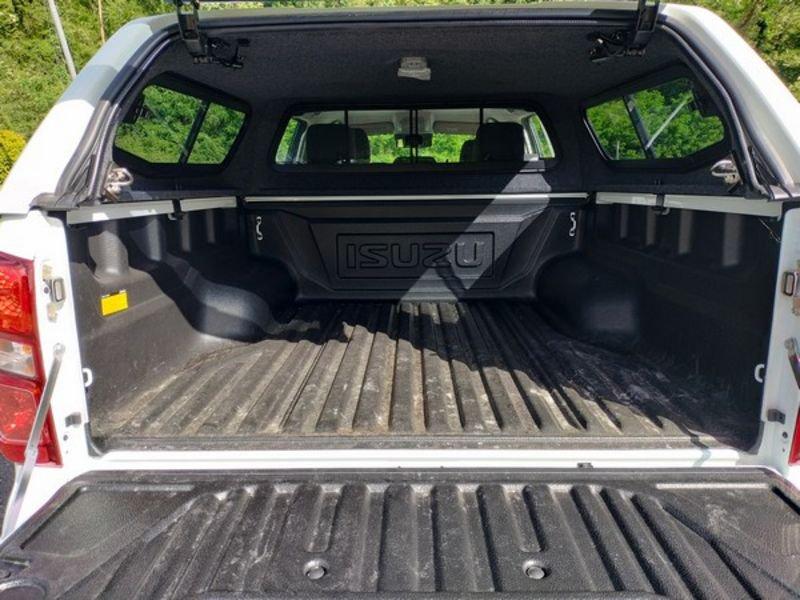 Isuzu D-Max N60 1.9 aut. Crew BB+ Cab con HardTop!!