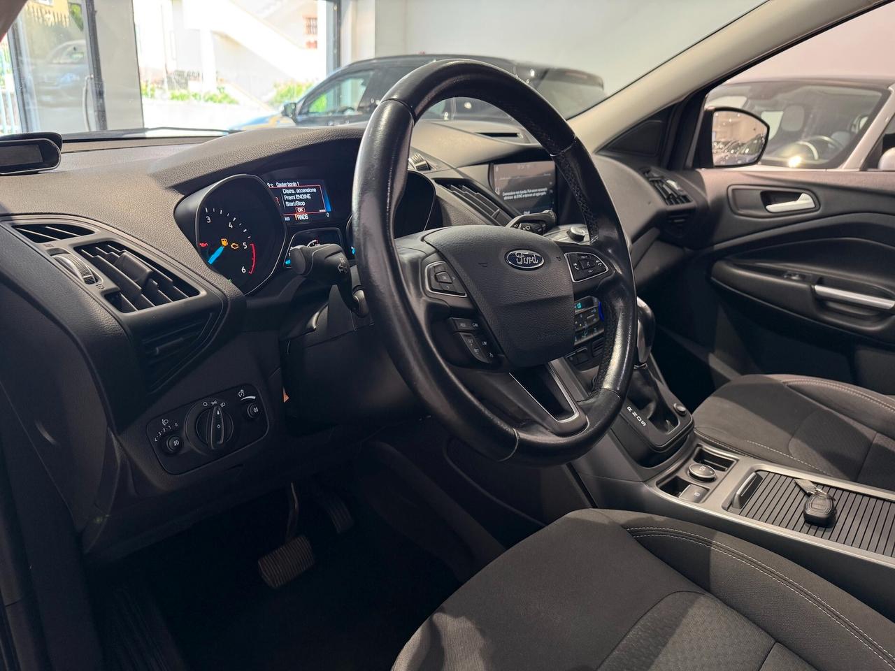 Ford Kuga 1.5 TDCI 120 CV S&S 2WD Powershift Business