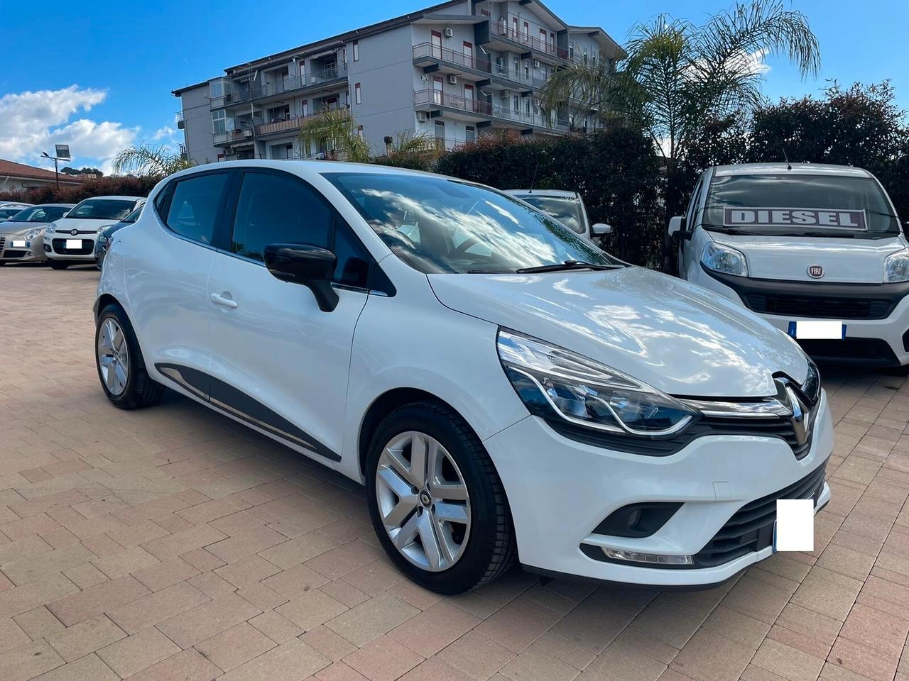 Renault Clio "Finanzaibile Senza Busta Paga"