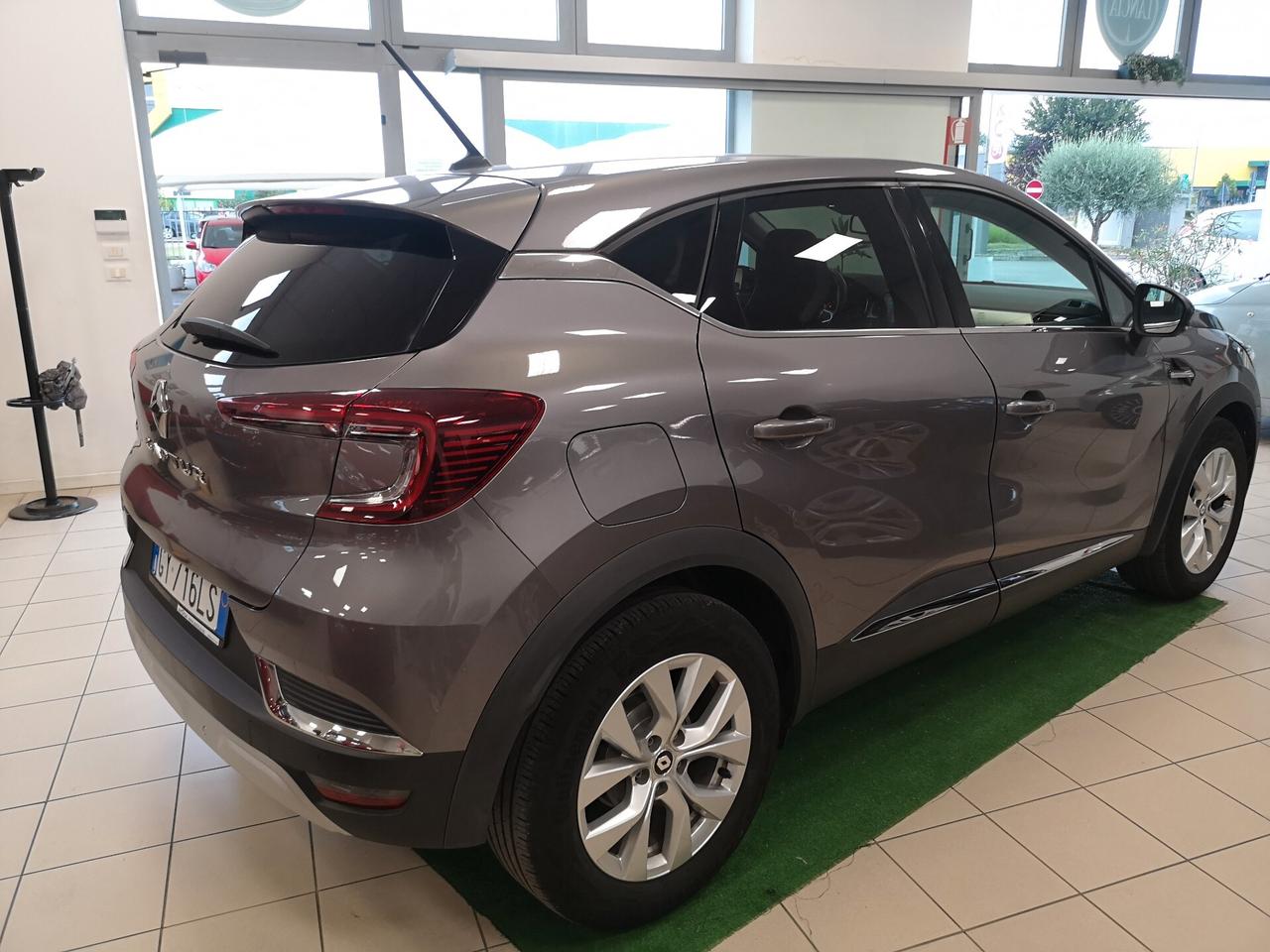 Renault Captur TCe 90 CV Intens