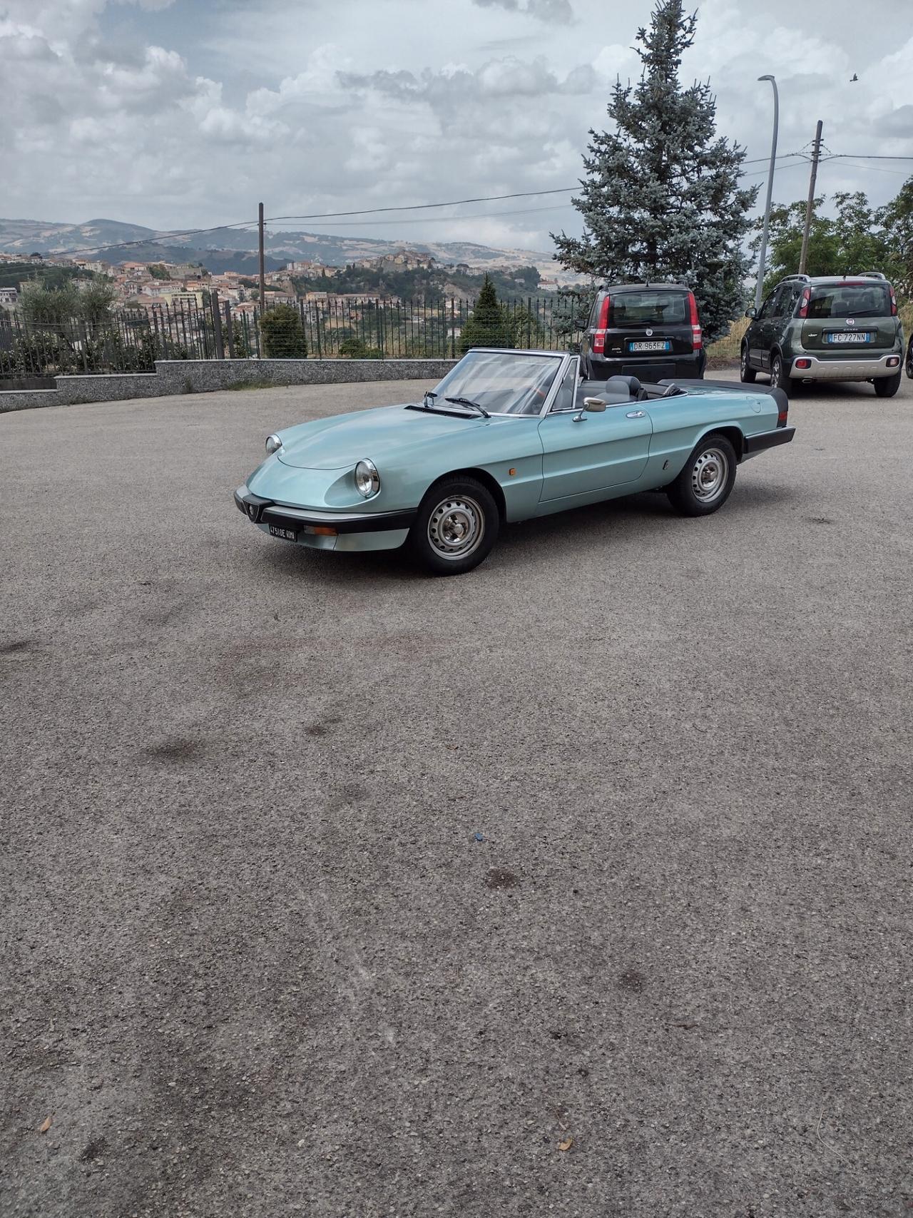 Alfa Romeo Spider 1.6