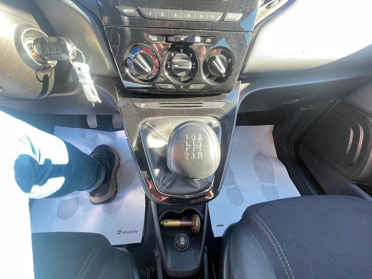 Lancia Ypsilon 1.2 69 CV 5 porte GPL Ecochic Gold